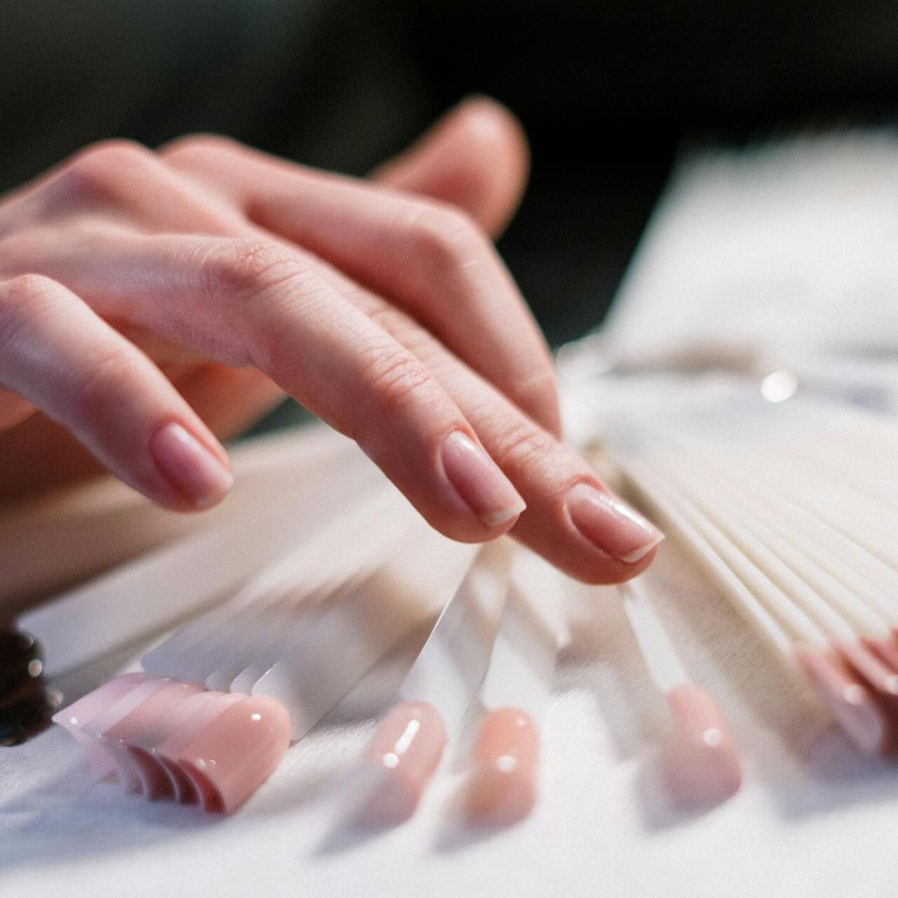 Innovationen im Nageldesign: Diese neuen Systeme und Techniken verändern die Branche