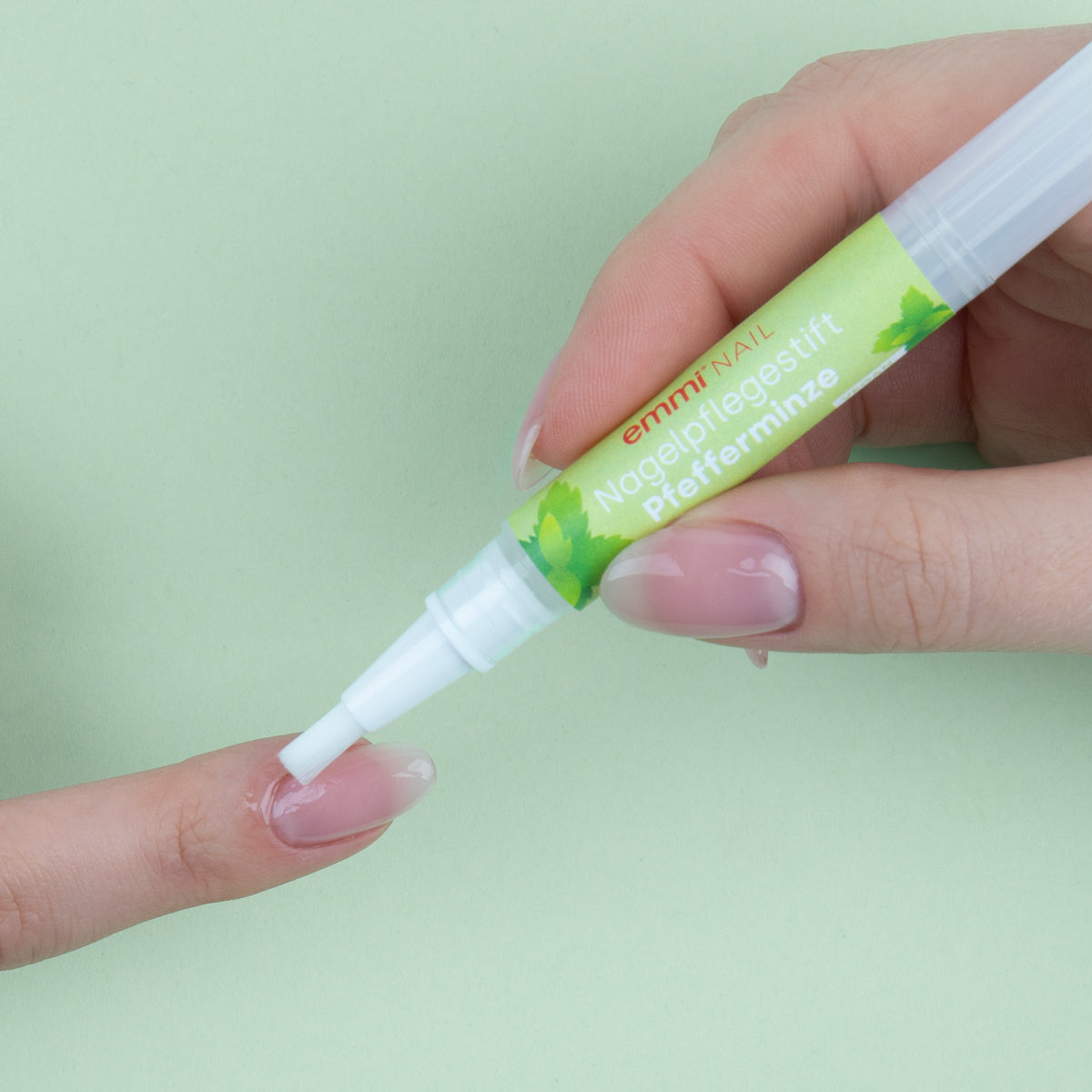 Stick soin des ongles menthe poivrée 2 ml
