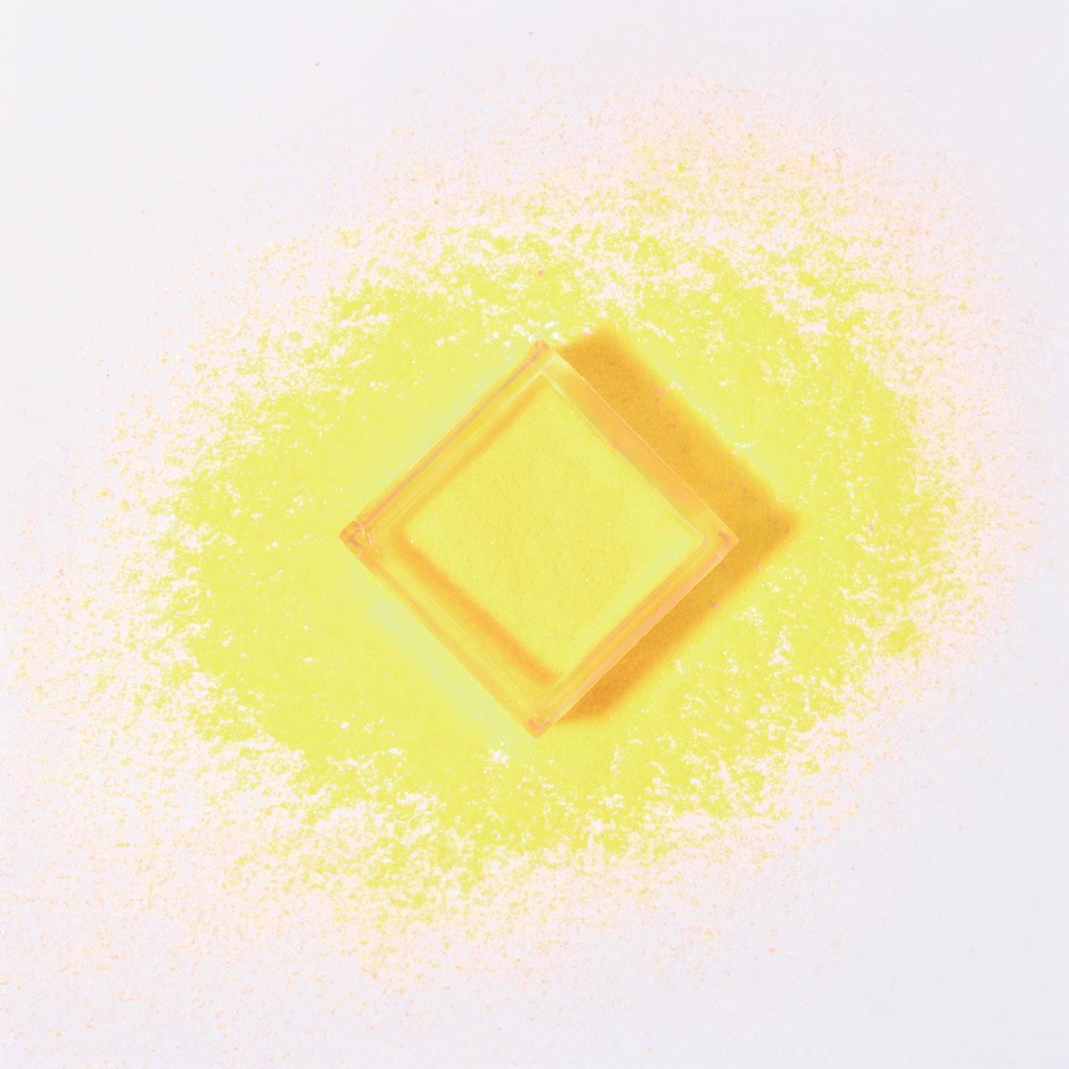 Poudre pailletée jaune fluo
