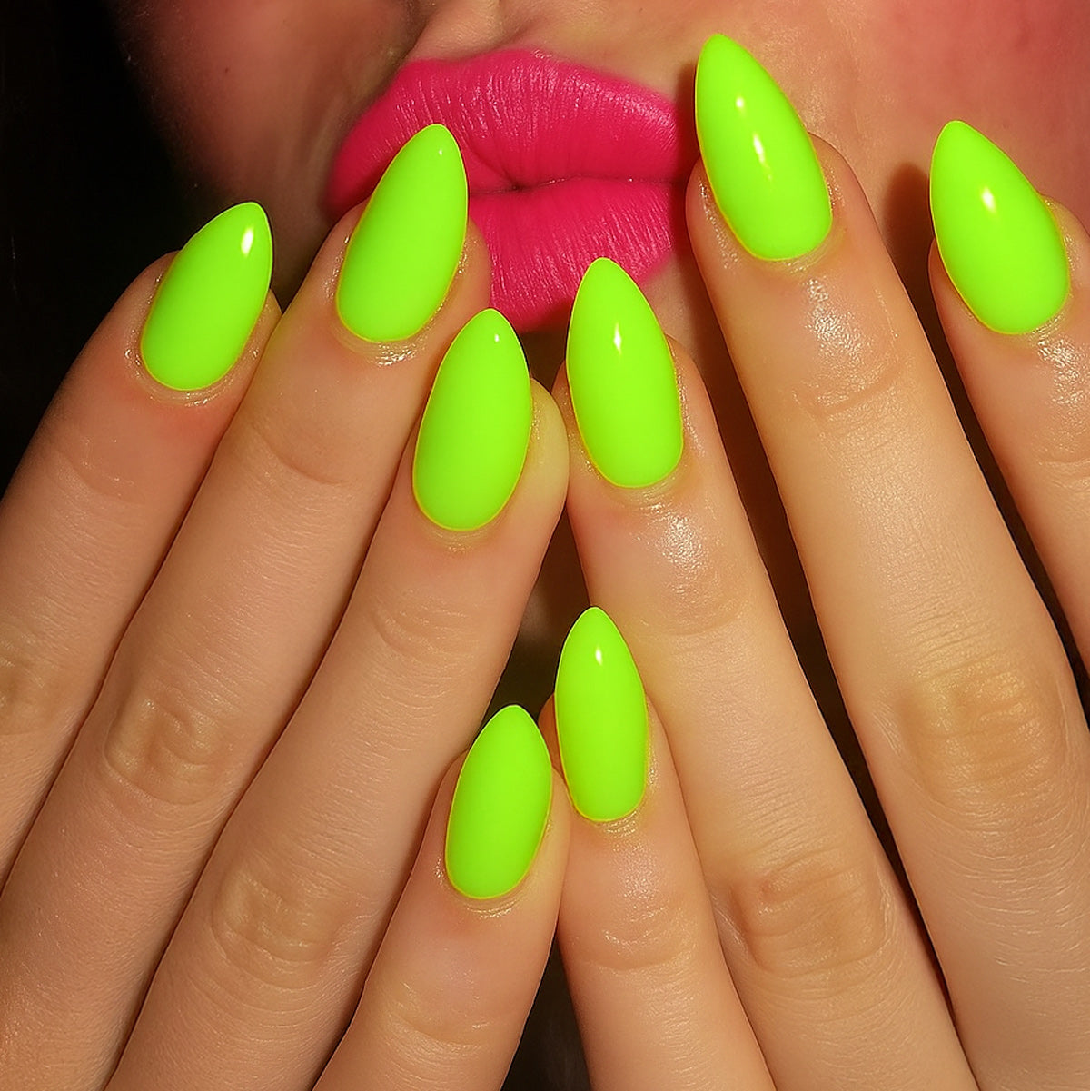 Vernis UV Shellac Néon Kiwi 15 ml -L406- 