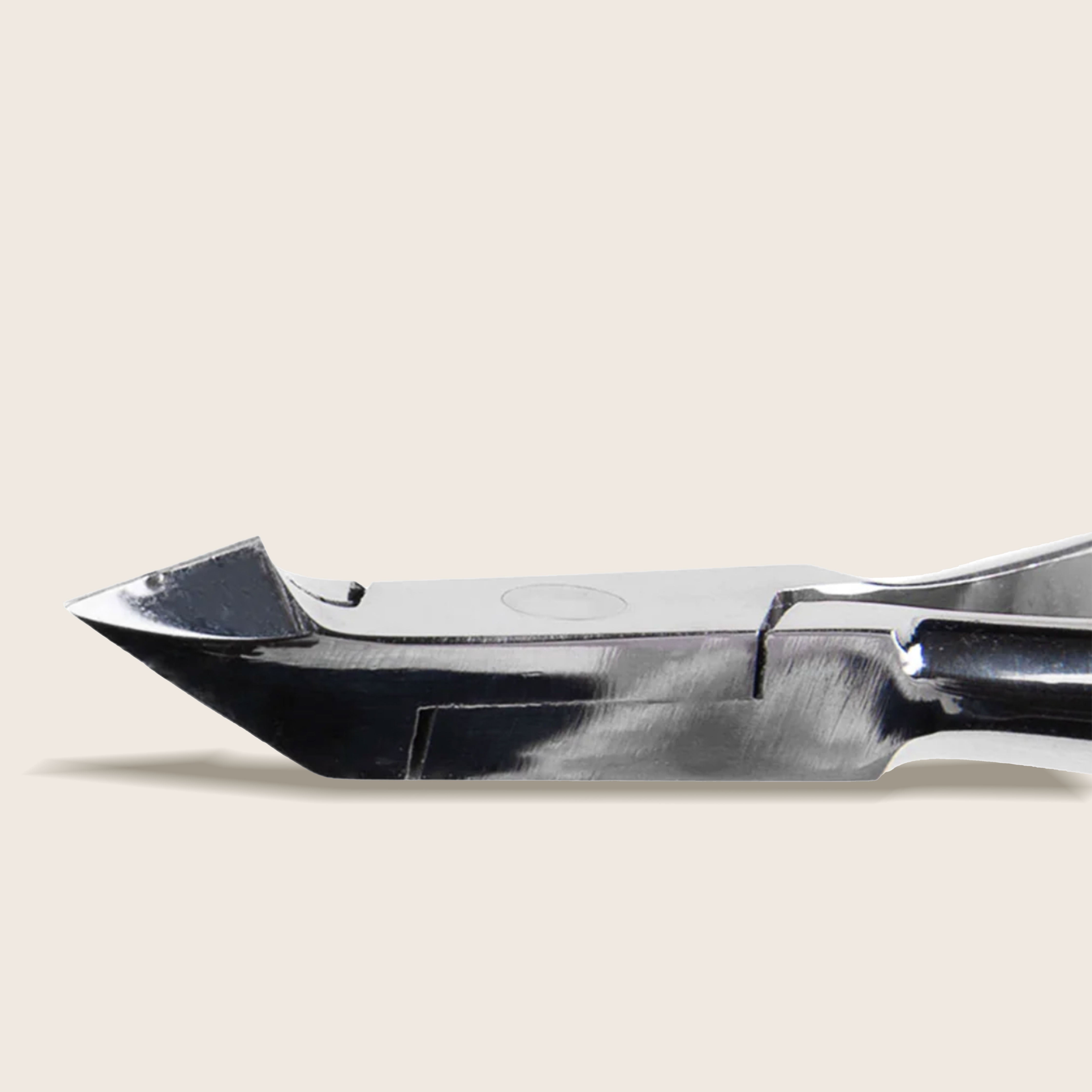 Chrome-plated cuticle nippers